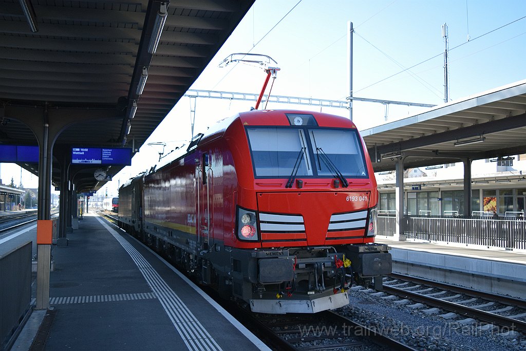 9588-0026-040325.jpg - ELL 193.299 "Locmasta" + Beacon 193.041 / Wil 4.3.2025