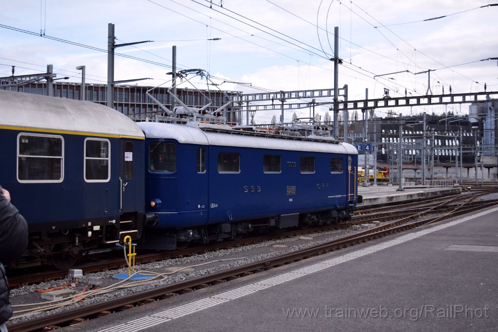 9614-0004-230325.jpg - Classic Rail Re 4/4' 10009 / Luzern 23.3.2025