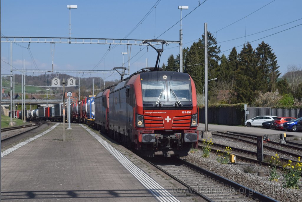 9641-0011-100425.jpg - SBB-CFF 193.468-6 "Chiasso" + 193.463-7 "Duisburg" / Frick 10.4.2025