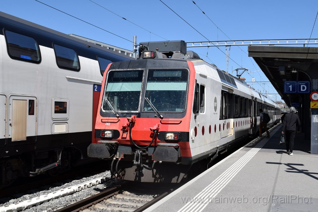 9646-0010-110425.jpg - TPF RBDe 560.243-8 / Fribourg 11.4.2025