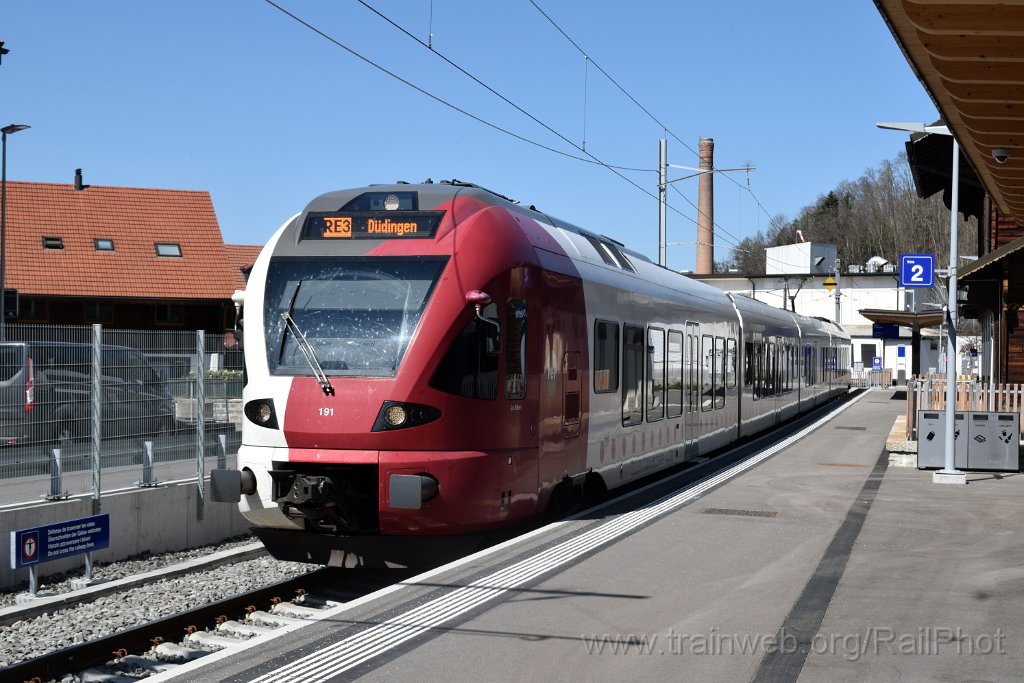 9646-0014-110425.jpg - TPF RABe 527.191 "Jo Siffert" / Broc-Chocolaterie 11.4.2025