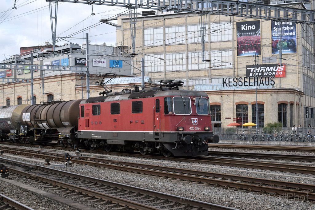 9652-0015-140425.jpg - SBB-CFF Re 4/4" 11265 / Winterthur 14.4.2025