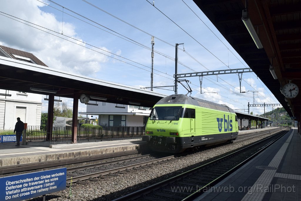 9660-0035-220425.jpg - BLS Re 465.010-7 "Mont Vully" / Stein-Säckingen 22.4.2025