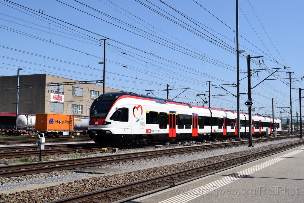 9694-0015-020525.jpg - SBB-CFF RABe 521.021 / Aarau (Torfeld) 2.5.2025