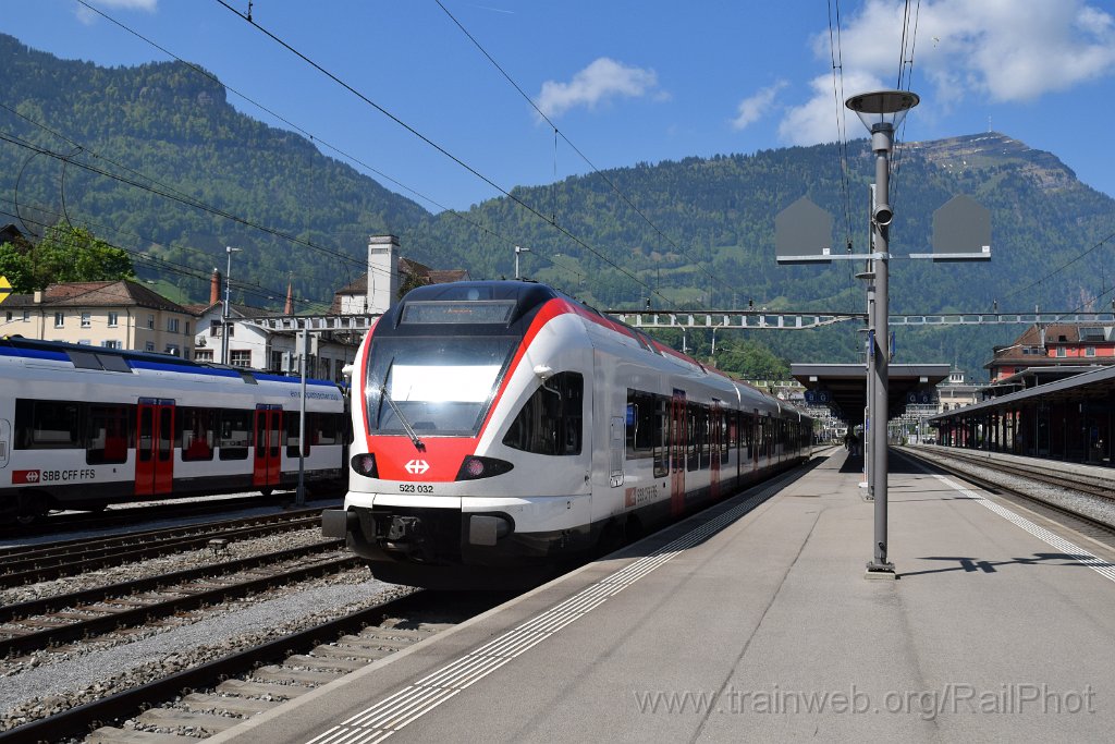 9716-0003-100525.jpg - SBB-CFF RABe 523.032 / Arth-Goldau 10.5.2025