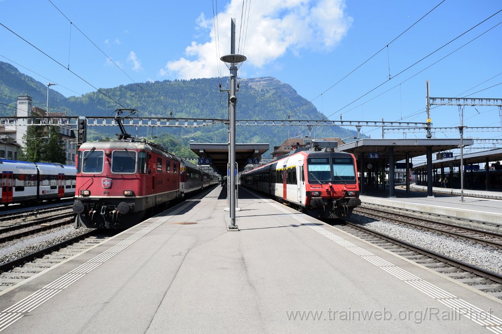 9719-0045-100525.jpg - SBB-CFF Re 4/4" 11197 + ABt 858 / Arth-Goldau 10.5.2025