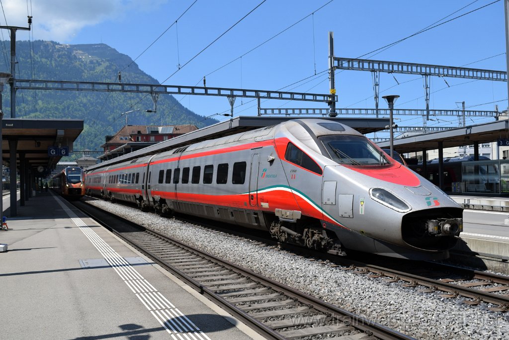 9721-0013-100525.jpg - FS ETR 610.108 + SOB RABe 526.227 / Arth-Goldau 10.5.2025