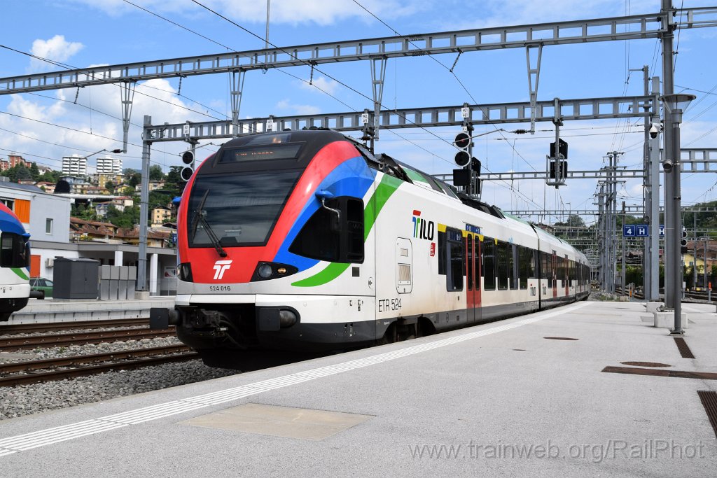 9736-0005-140525.jpg - SBB-CFF RABe 524.016 / Chiasso 14.5.2025