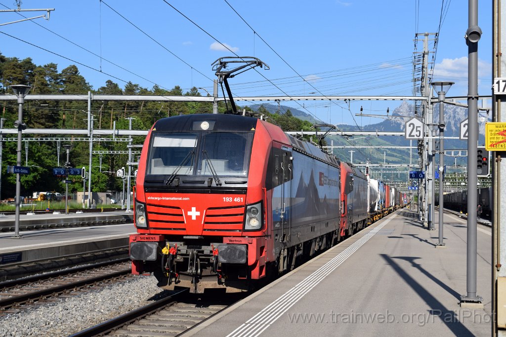 9739-0015-140525.jpg - SBB-CFF 193.461-1 "Olten" + 193.474-4 "Mannheim" / Arth-Goldau 14.5.2025