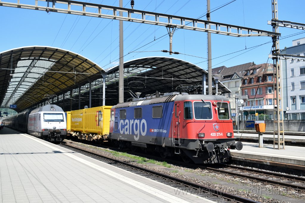 9741-0034-150525.jpg - SBB-CFF Re 420.275-0 + Re 460.061-5 "Wiggertal" / Olten 15.5.2025