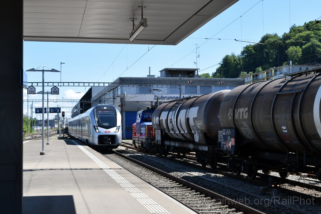 9753-0029-160525.jpg - SOB RABe 526.012 + SBB-CFF Eem 923.016-0 "Le Jorat" / St.Gallen-Haggen 16.5.2025