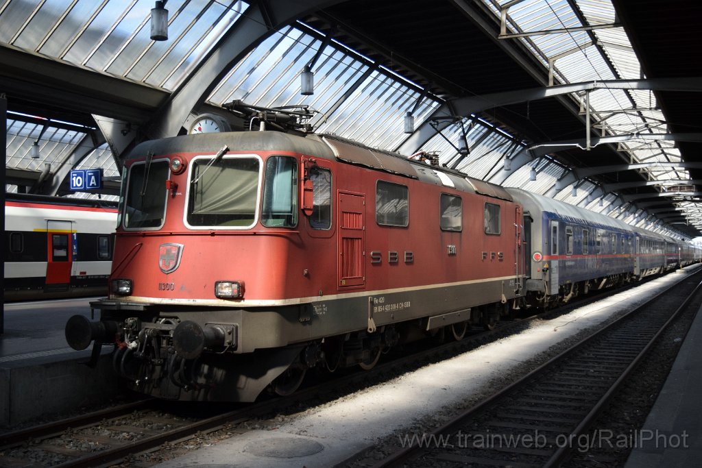 9754-0023-180525.jpg - SBB-CFF Re 4/4" 11300 / Zürich HB 18.5.2025
