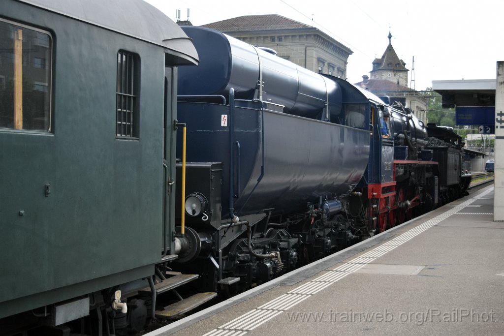 9772-0028-260525.jpg - SBB-CFF A 3/5 705 + DLM 52.8055 / Schaffhausen 26.5.2025