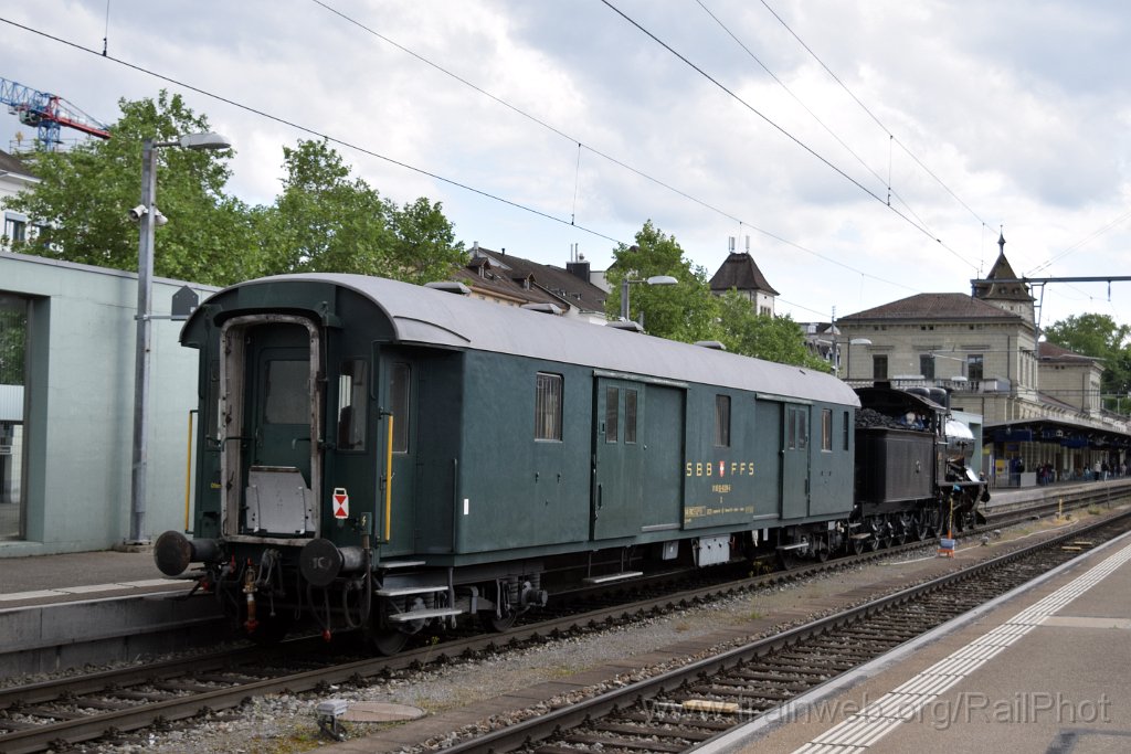 9777-0025-260525.jpg - SBB-CFF A 3/5 705 + D.014 / Schaffhausen 26.5.2025