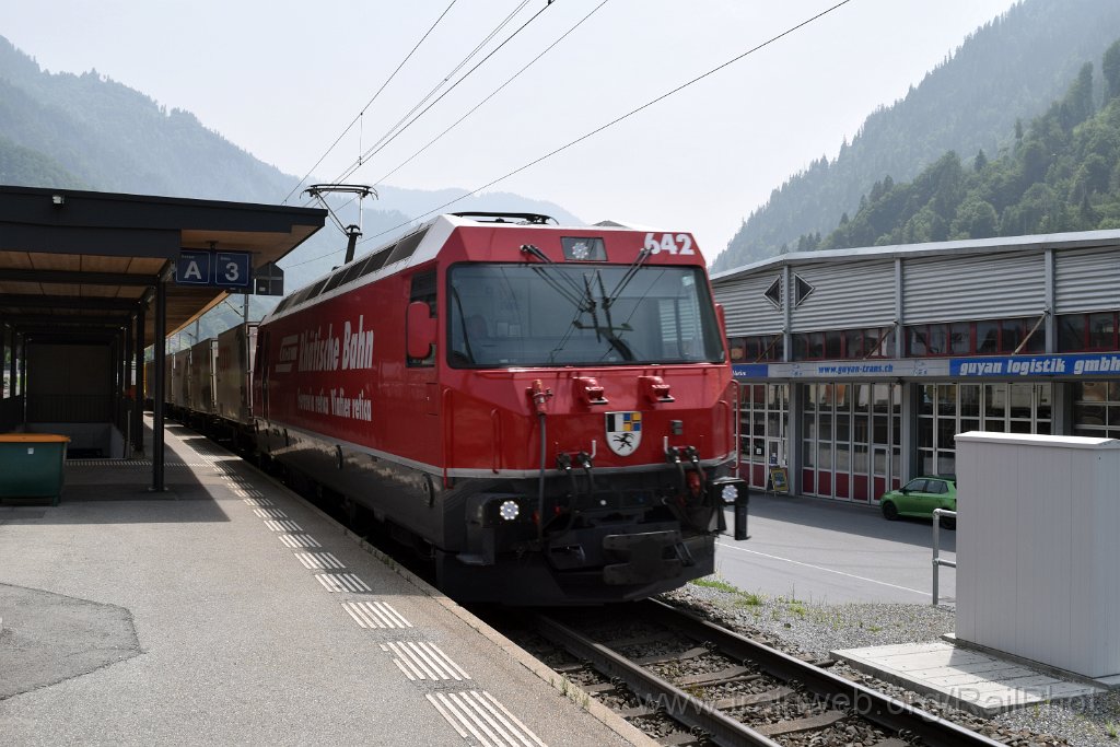 9803-0032-110625.jpg - RhB Ge 4/4"' 642 "Breil" / Schiers 11.6.2025