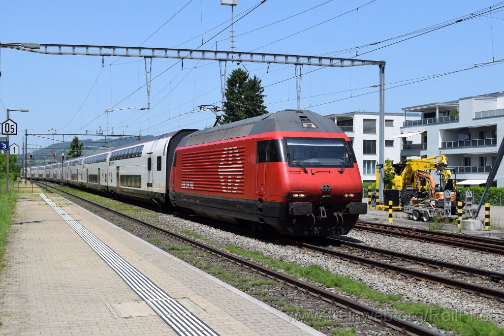9811-0012-130625.jpg - SBB-CFF Re 460.052-4 "Eigenamt" / Bürglen 13.6.2025