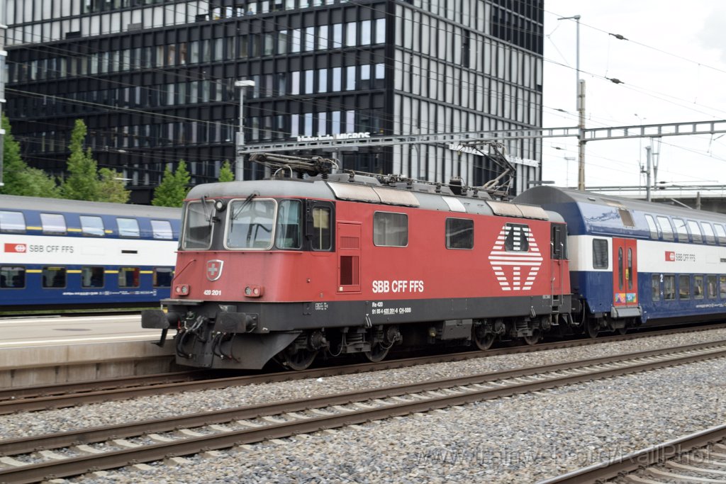 9857-0035-270625.jpg - SBB-CFF Re 420.201-6 / Zürich-Altstetten 27.6.2025