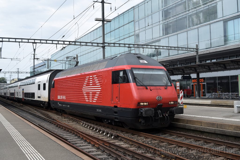 9864-0020-030725.jpg - SBB-CFF Re 460.012-8 "Erguël" / Aarau 3.7.2025