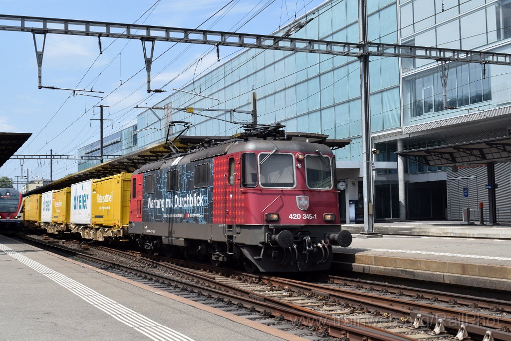9867-0004-030725.jpg - SBB-CFF Re 420.345-1 "Wartung mit Durchblick" / Aarau 3.7.2025