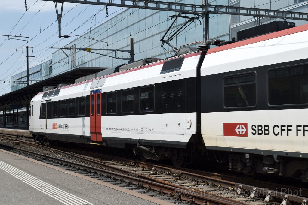9868-0042-030725.jpg - SBB-CFF RBDe 560.301-4 / Aarau 3.7.2025