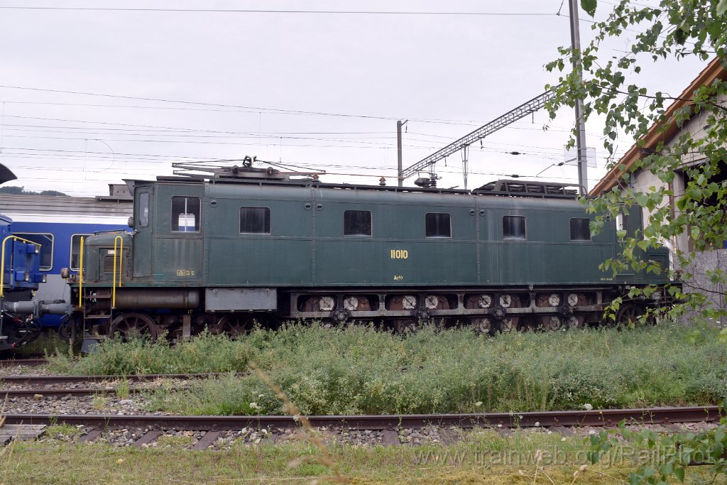 9890-0035-160725.jpg - Swisstrain Ae 4/7 11010 / Sissach 16.7.2025