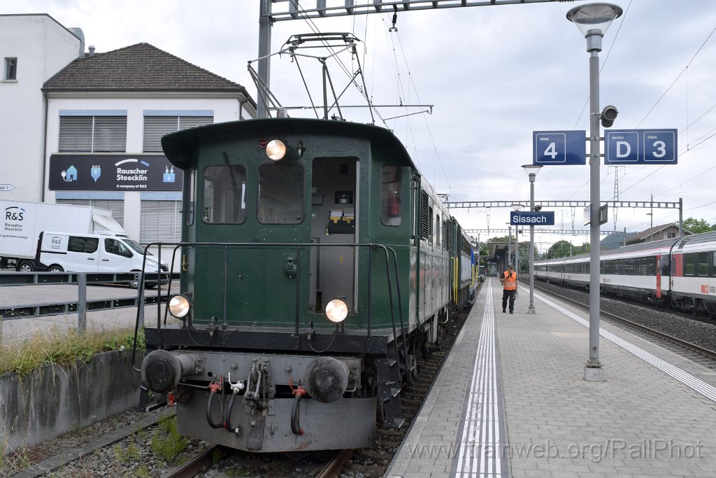 9896-0035-160725.jpg - Swisstrain Be 4/4 171 + Ae 4/7 11010 + Bm 840.411-3 "Eugen" / Sissach 16.7.2025