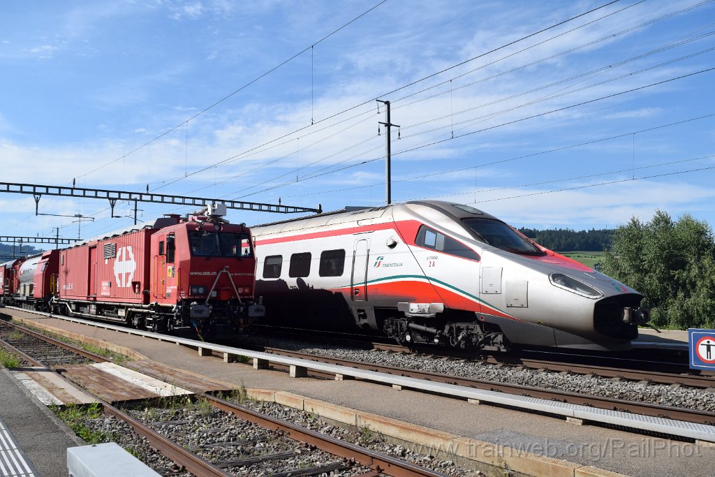 9905-0037-180725.jpg - SBB-CFF XTmas 006 "Risch" + Xans 006 "Risch" + XTmas 006 "Risch" + FS ETR 610.102 / Immensee 18.7.2025