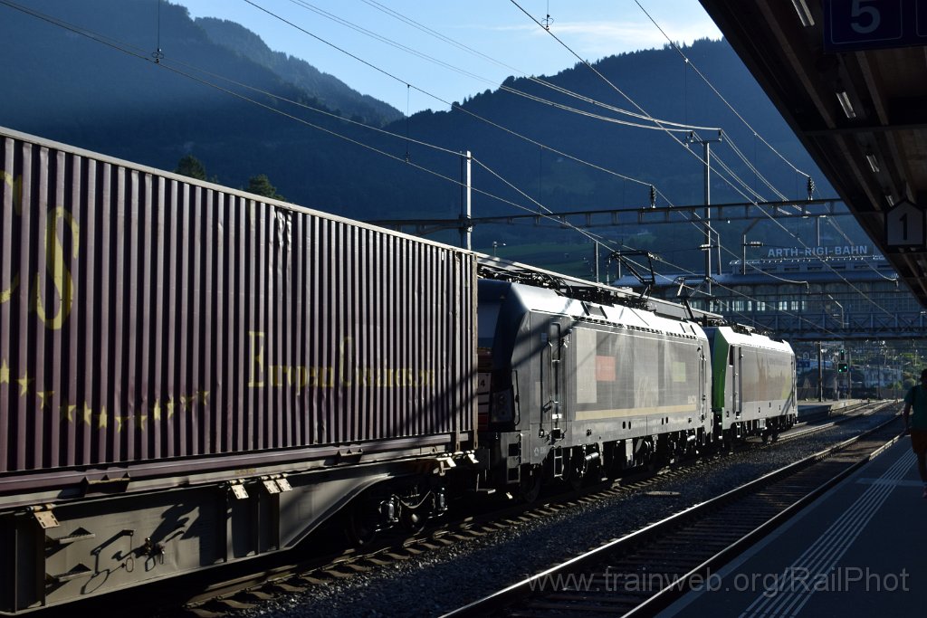 9908-0037-180725.jpg - BLS Re 486.502 + Beacon X4E-714 / Arth-Goldau 18.7.2025