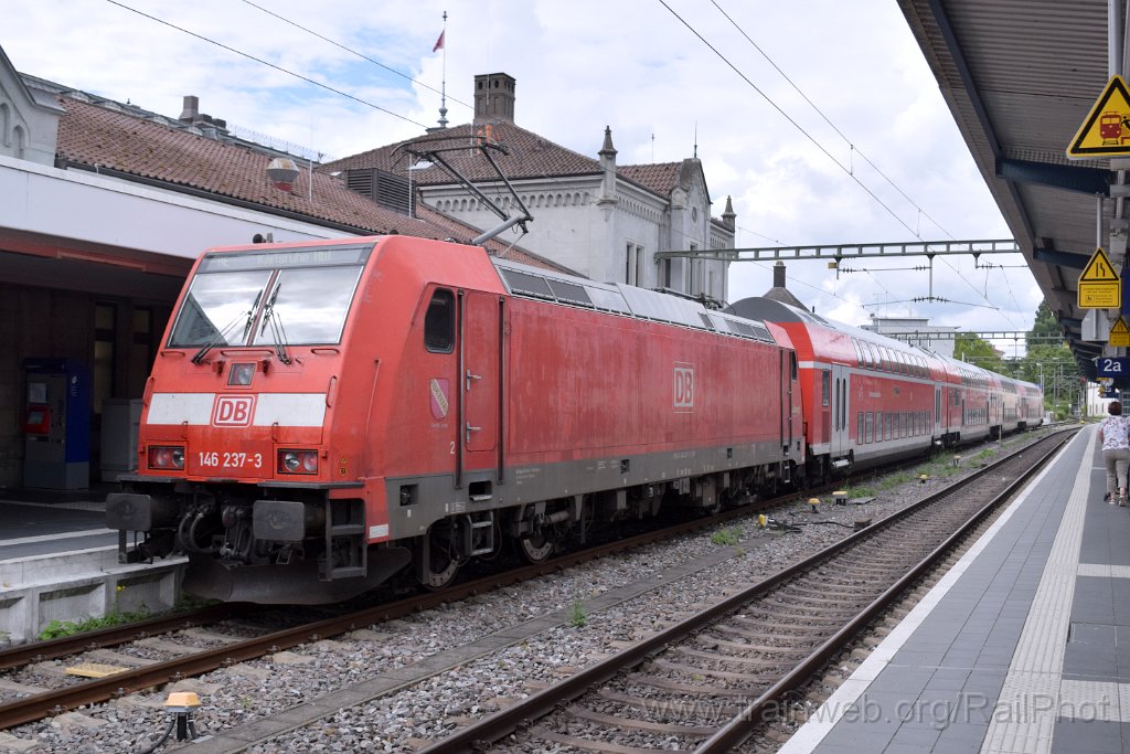 9912-0041-250725.jpg - DBAG 146.237-3 "Karlsruhe" / Konstanz 25.7.2025