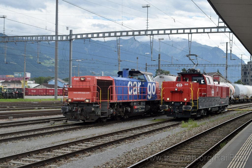 9934-0017-050825.jpg - SBB-CFF Am 843.071-2 + Aem 940.015-1 / Buchs SG 5.8.2025