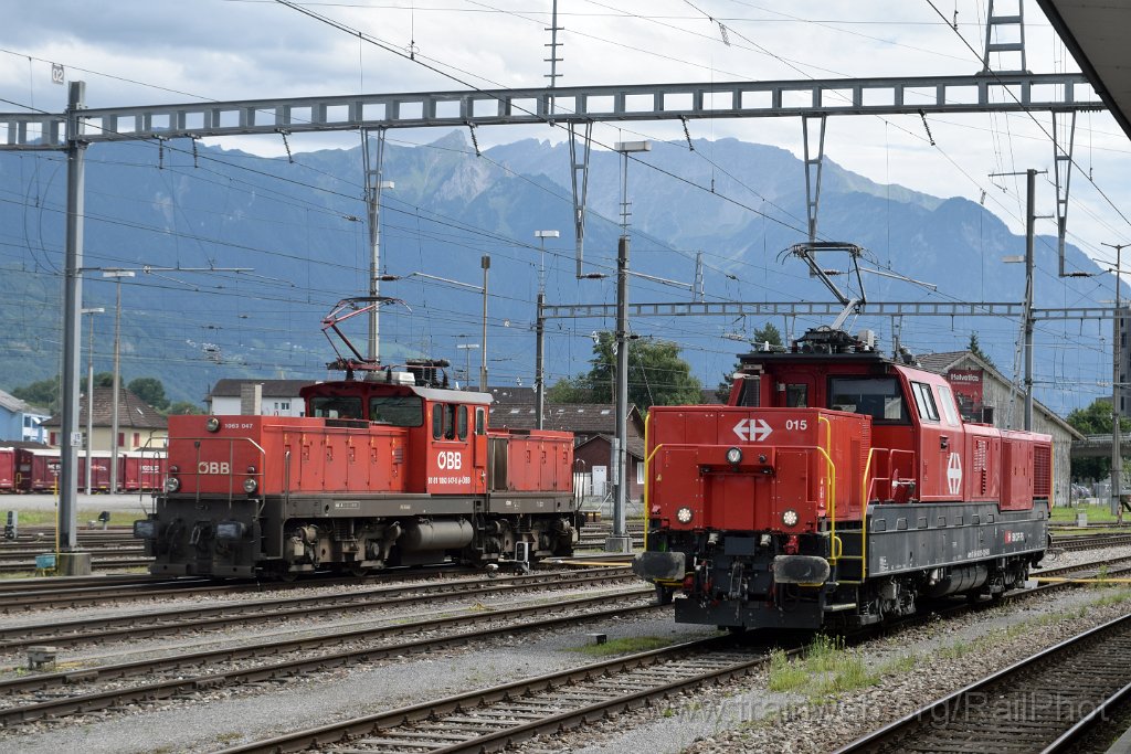 9935-0030-050825.jpg - ÖBB 1063.047 + SBB-CFF Aem 940.015-1 / Buchs SG 5.8.2025