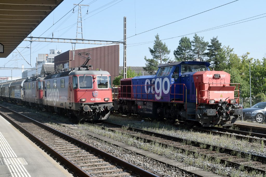 9942-0040-110825.jpg - SBB-CFF Re 420.275-0 + Re 420.253-7 "Letzte Lok mit RT12 bei SBB Cargo" + Am 843.065-4 / Killwangen-Spreitenbach 11.8.2025