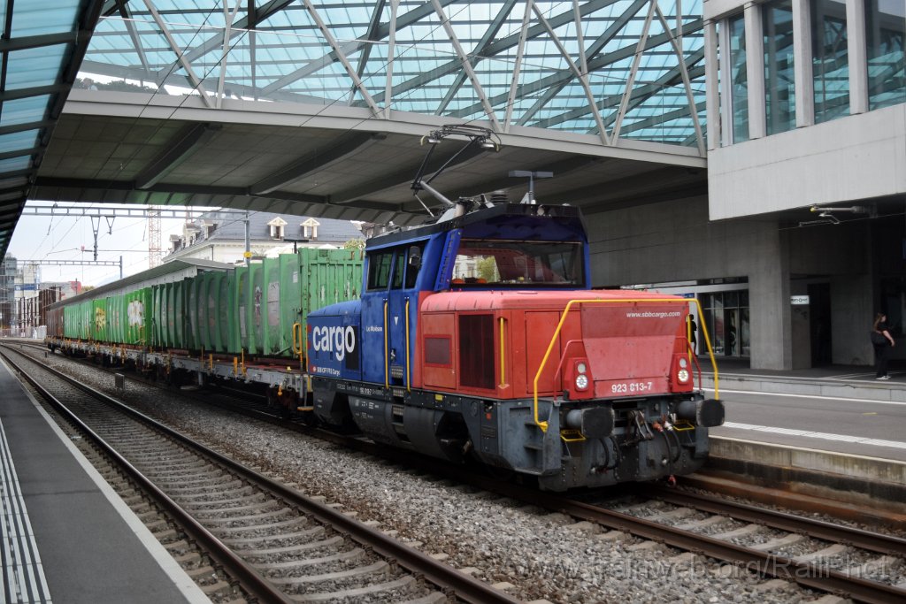 9947-0025-190825.jpg - SBB-CFF Eem 923.013-7 "Le Moléson" / Renens 19.8.2025