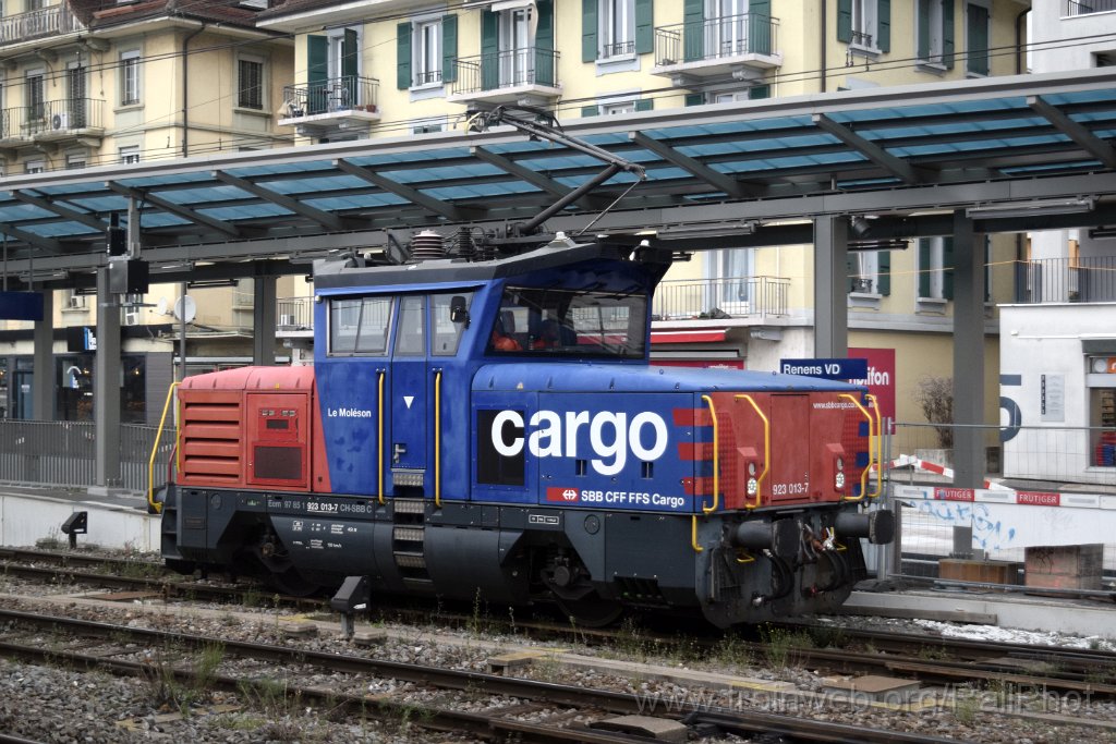 9955-0007-190825.jpg - SBB-CFF Eem 923.013-7 "Le Moléson" / Renens 19.8.2025