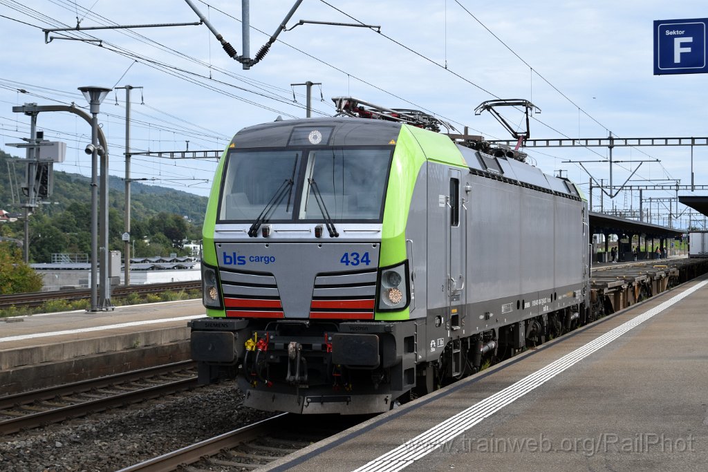 10022-0023-170925.jpg - BLS Re 475.434 / Killwangen-Spreitenbach 17.9.2025