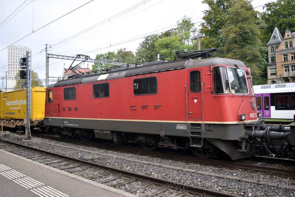 10042-0013-260925.jpg - SBB-CFF Re 4/4" 11348 / St.Gallen HB 26.9.2025