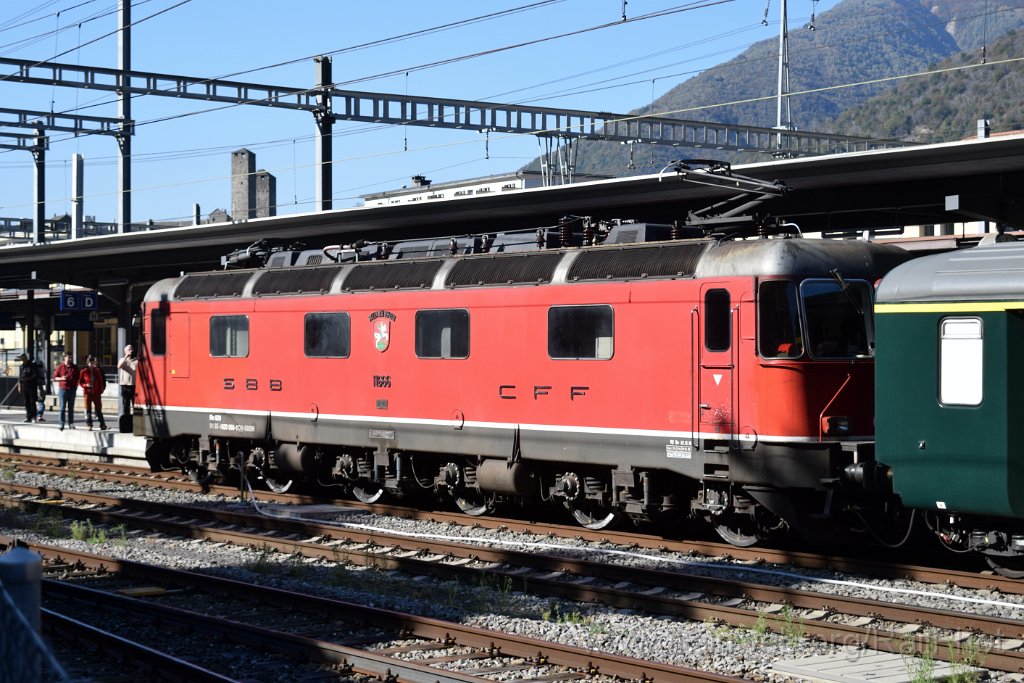 10070-0020-111025.jpg - SBB-CFF Re 6/6 11666 "Stein am Rhein" / Bellinzona 11.10.2025