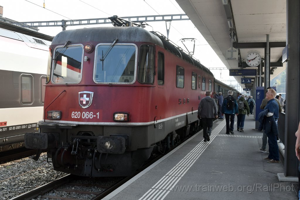 10073-0025-111025.jpg - SBB-CFF Re 6/6 11666 "Stein am Rhein" / Lugano 11.10.2025