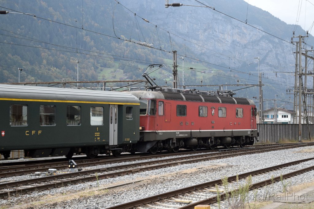 10075-0028-111025.jpg - SBB-CFF Re 6/6 11666 "Stein am Rhein" / Erstfeld 11.10.2025