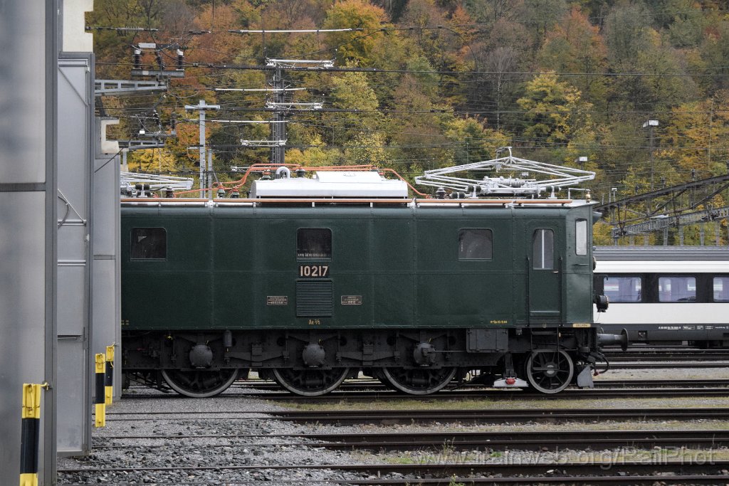 10082-0035-251025.jpg - SBB-CFF Ae 3/5 10217 / Olten 25.10.2025