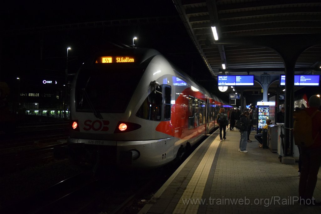 10103-0031-281025.jpg - SOB RABe 526.051-8 "Zimmerberg" / Rapperswil 28.10.2025