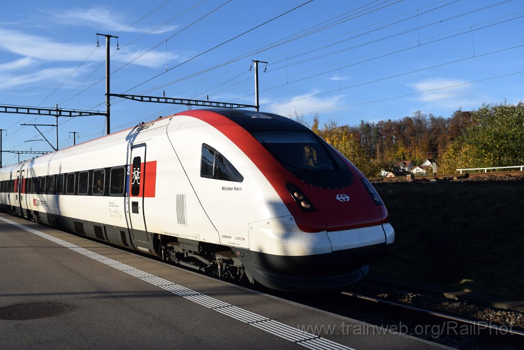 10105-0015-051125.jpg - SBB-CFF ICN RABe 500.036 "Minister Kern" / Killwangen-Spreitenbach 5.11.2025