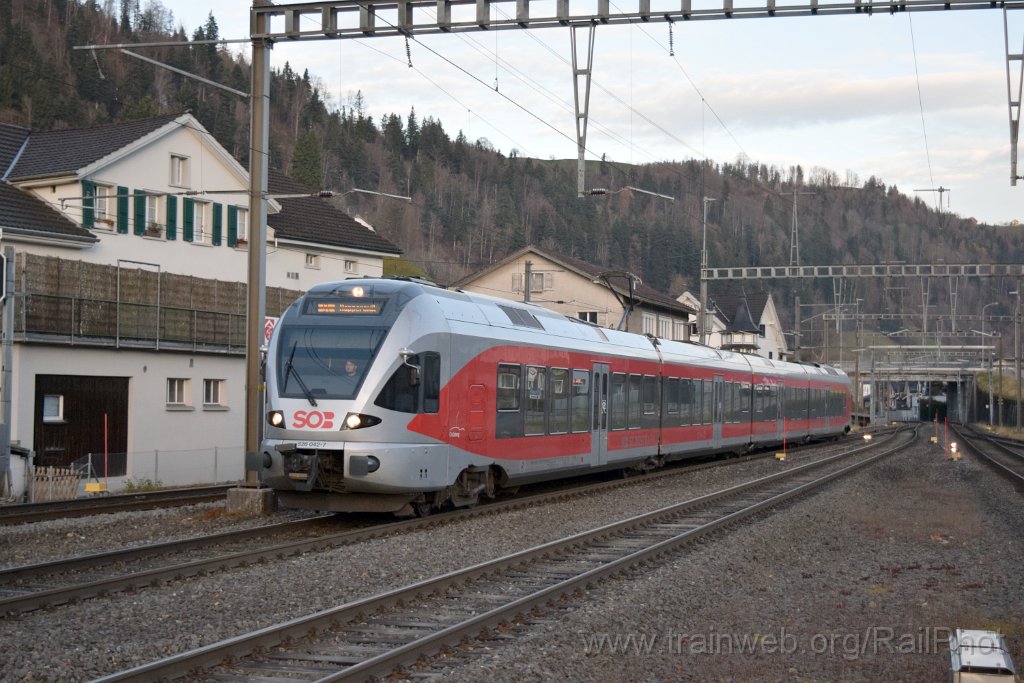 10122-0031-151125.jpg - SOB RABe 526.042-7 "Chrüzberg" / Wattwil 15.11.2025