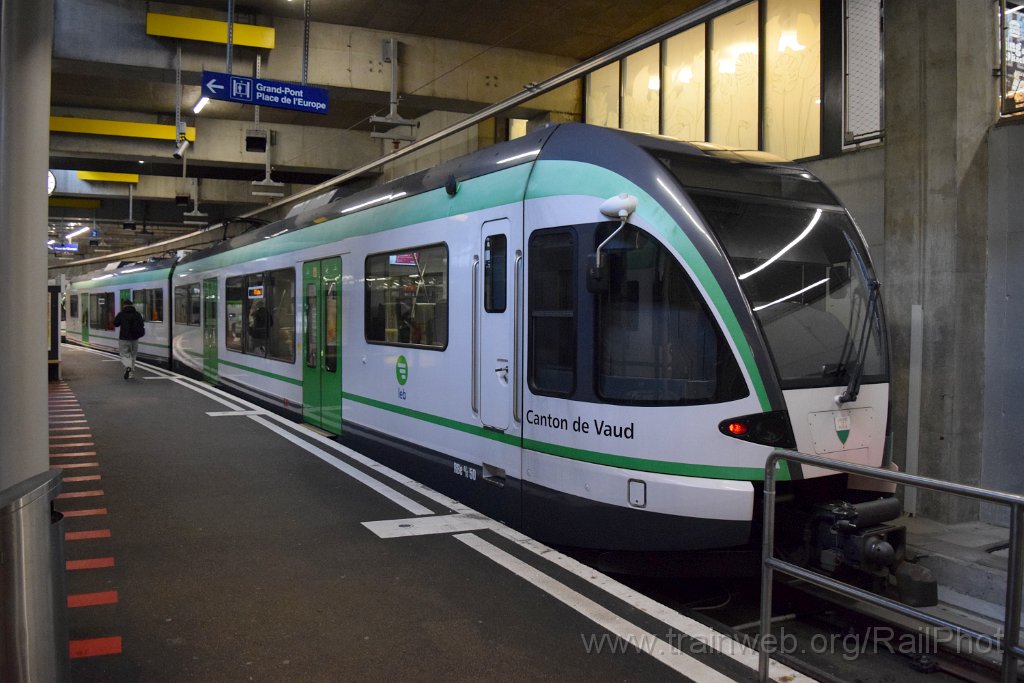 10126-0029-271125.jpg - LEB RBe 4/8 50 "Canton de Vaud" / Lausanne-Flon 27.11.2025