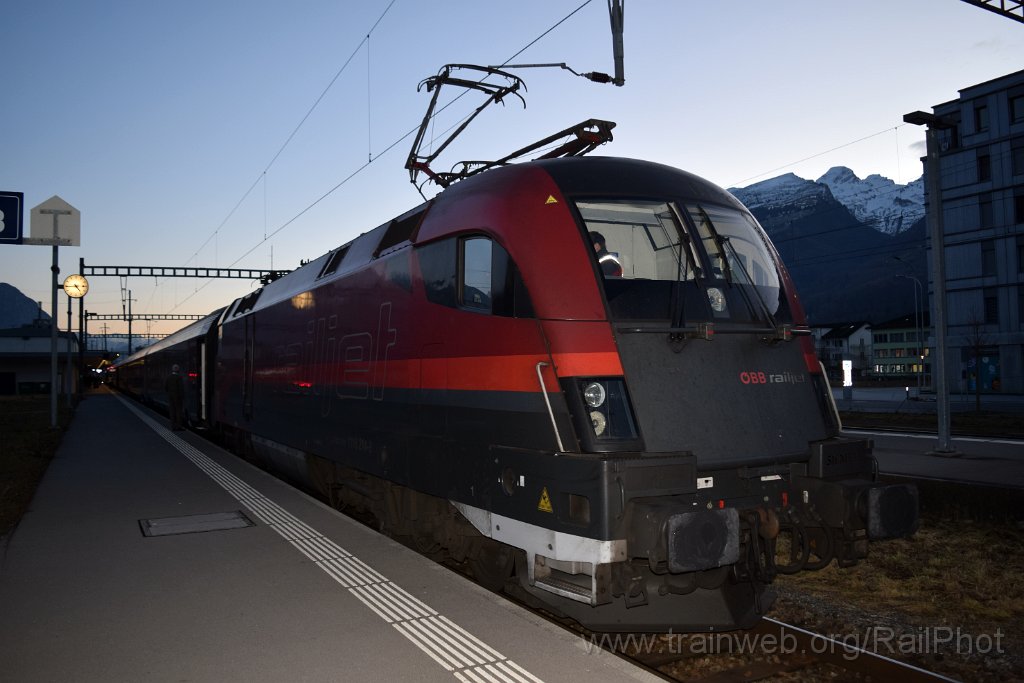 10145-0007-101225.jpg - ÖBB 1116.214-6 "Spirit of Hungary" / Buchs SG 10.12.2025