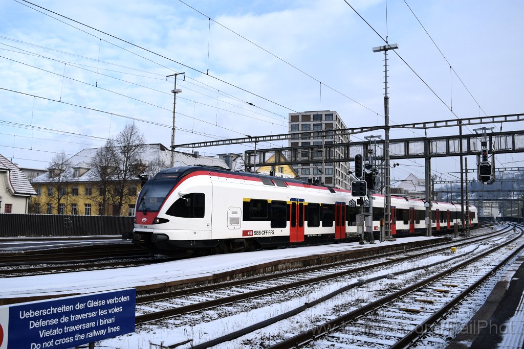 10163-0037-060126.jpg - SBB-CFF RABe 523.043 / Lenzburg 6.1.2026