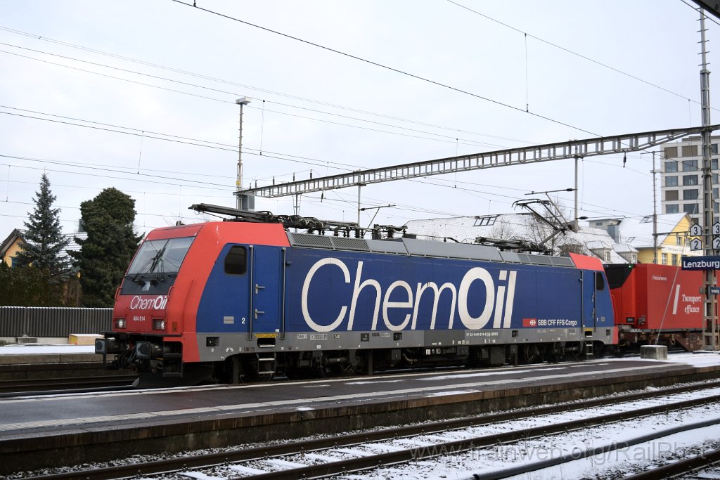10164-0042-060126.jpg - SBB-CFF Re 484.014-6 "ChemOil" / Lenzburg 6.1.2026