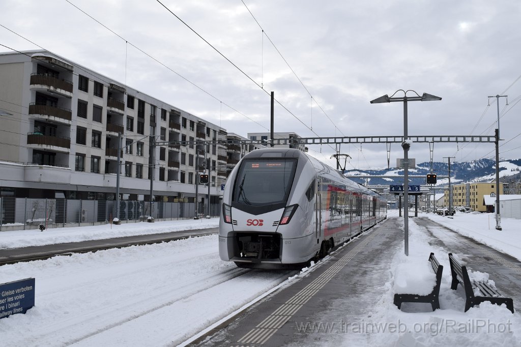 10168-0036-120126.jpg - SOB RABe 526.013 "Vilan" / Wattwil 12.1.2026