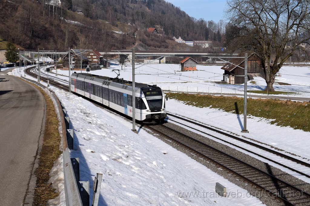 10178-0016-230126.jpg - Thurbo RABe 526.779-4 / Wattwil (Wenkrütistrasse) 23.1.2026