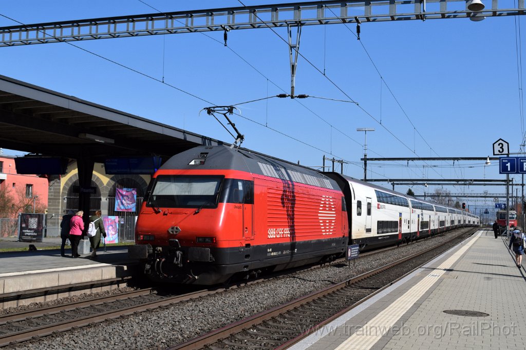 10246-0035-200326.jpg - SBB-CFF Re 460.043-3 "Dreispitz" / Frauenfeld 20.3.2026